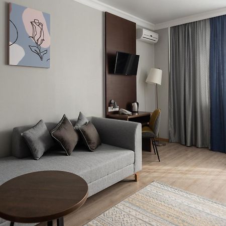 Ncityhotel อัสตานา ภายนอก รูปภาพ